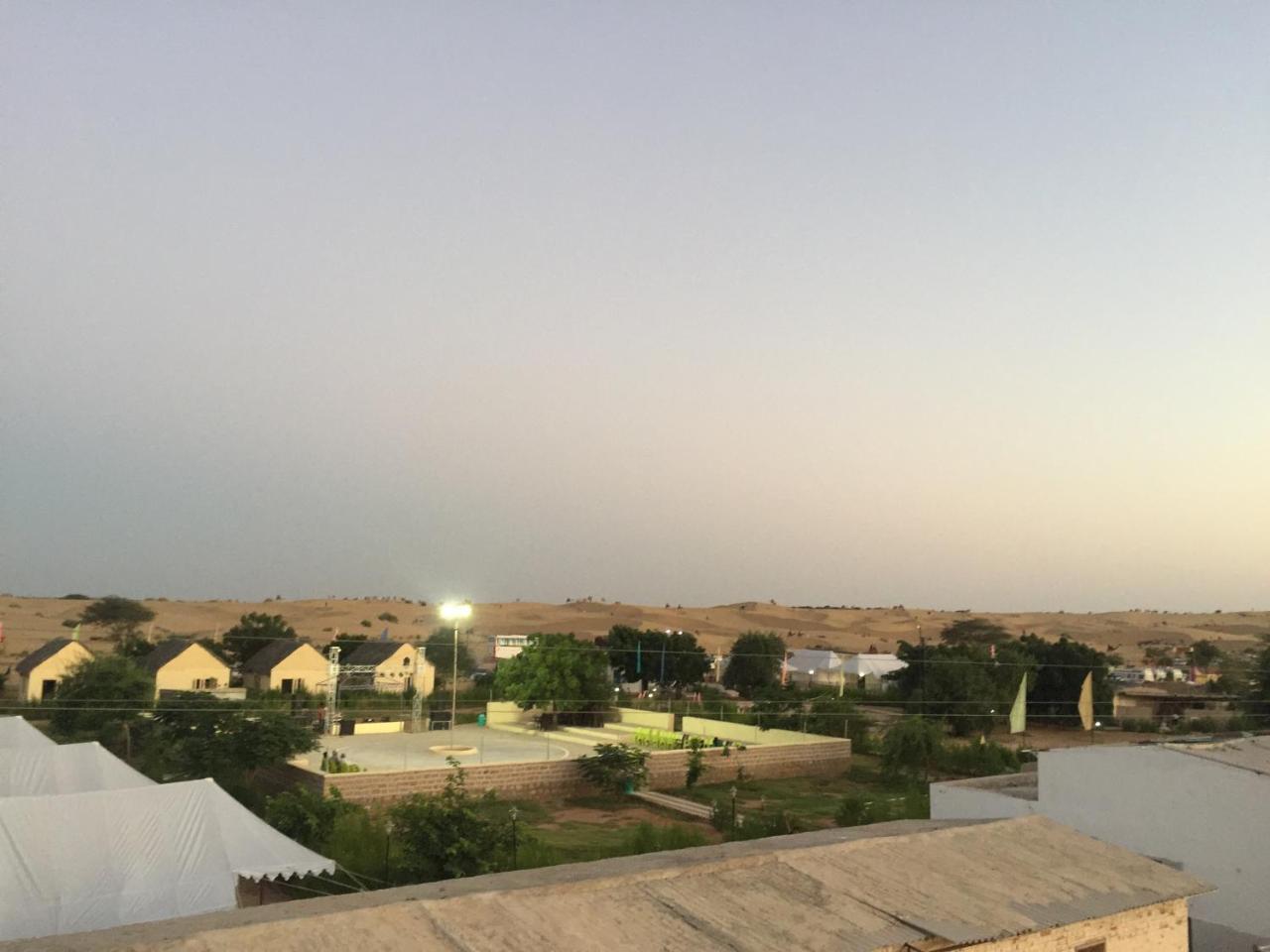 Kf Resort Pvt Ltd Sām Εξωτερικό φωτογραφία