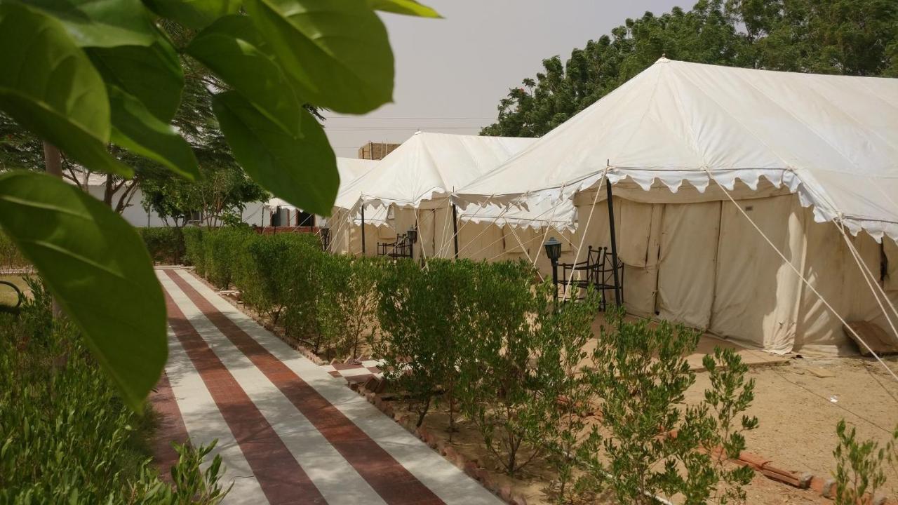 Kf Resort Pvt Ltd Sām Εξωτερικό φωτογραφία